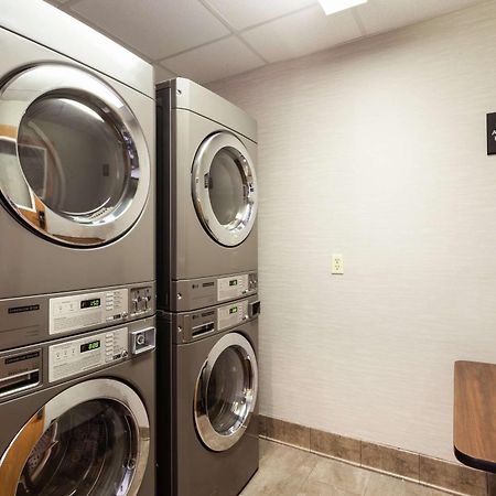 Hampton Inn Melbourne Eksteriør billede